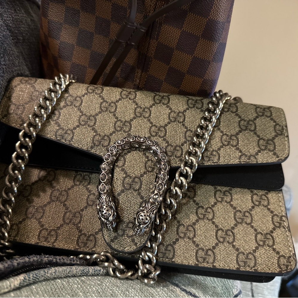 Beige and Black Chain Shoulder Bag